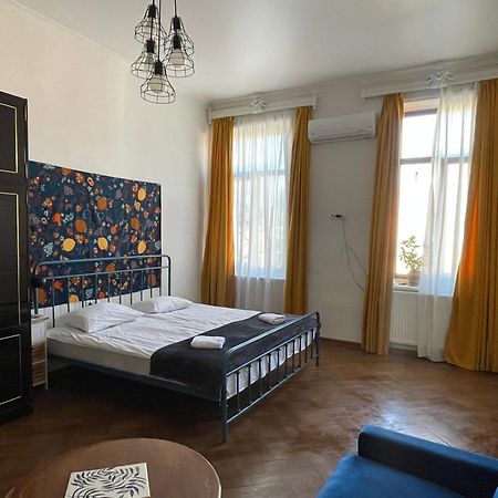 Guest House Third Floor Tbilisi Ngoại thất bức ảnh