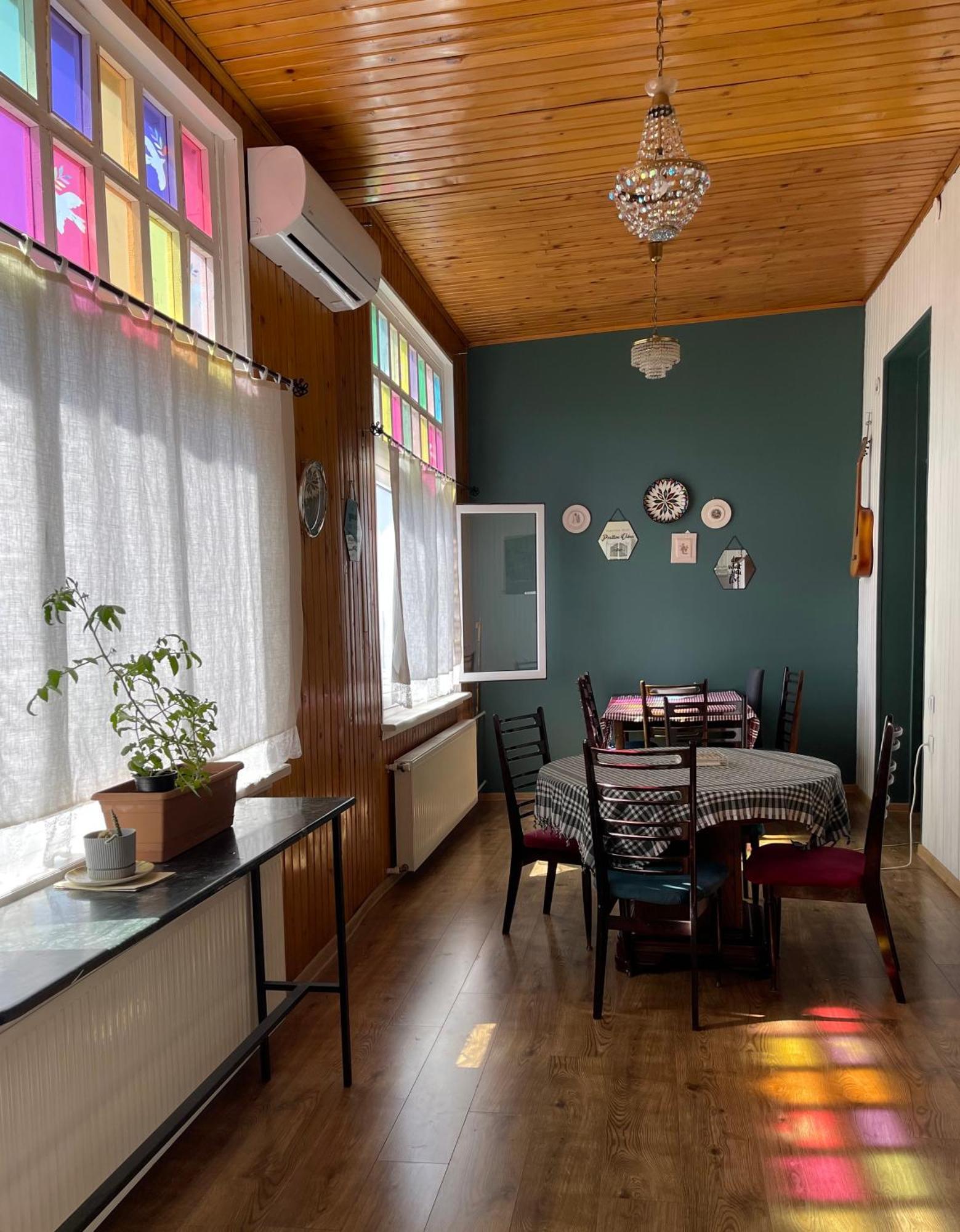 Guest House Third Floor Tbilisi Ngoại thất bức ảnh