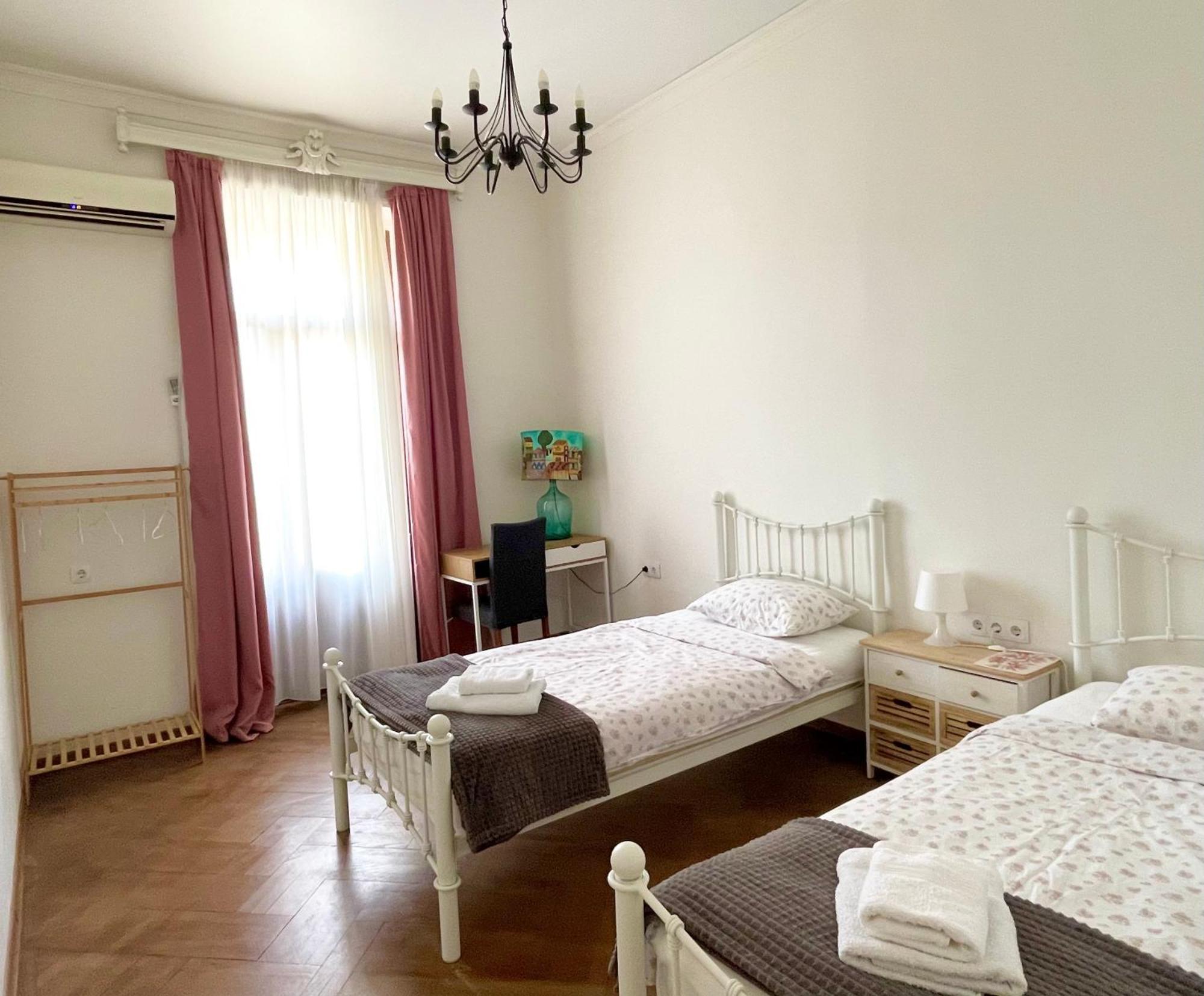 Guest House Third Floor Tbilisi Ngoại thất bức ảnh