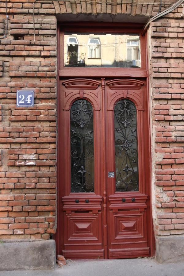 Guest House Third Floor Tbilisi Ngoại thất bức ảnh