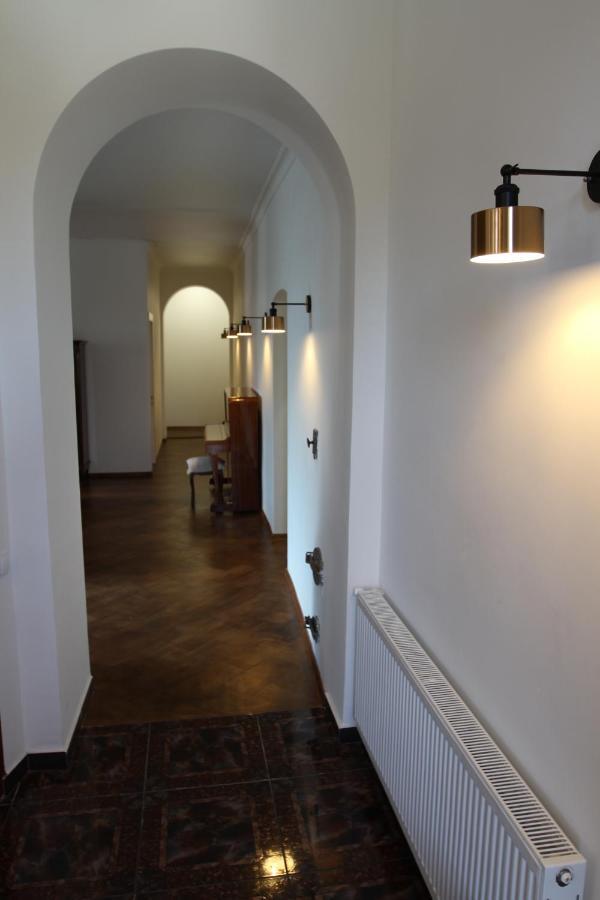 Guest House Third Floor Tbilisi Ngoại thất bức ảnh